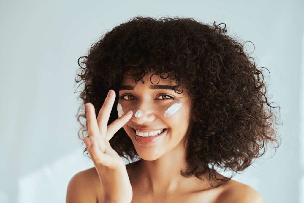 Protetor-Solar-Facial-FPS-70-Revitart-Faces-conheca-as-vantagens-de-produtos-com-alta-protecao-solar