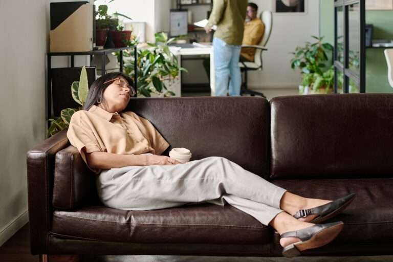 Sono-durante-o-dia-Saiba-o-que-e-hipersonia-e-quais-as-possiveis-causas