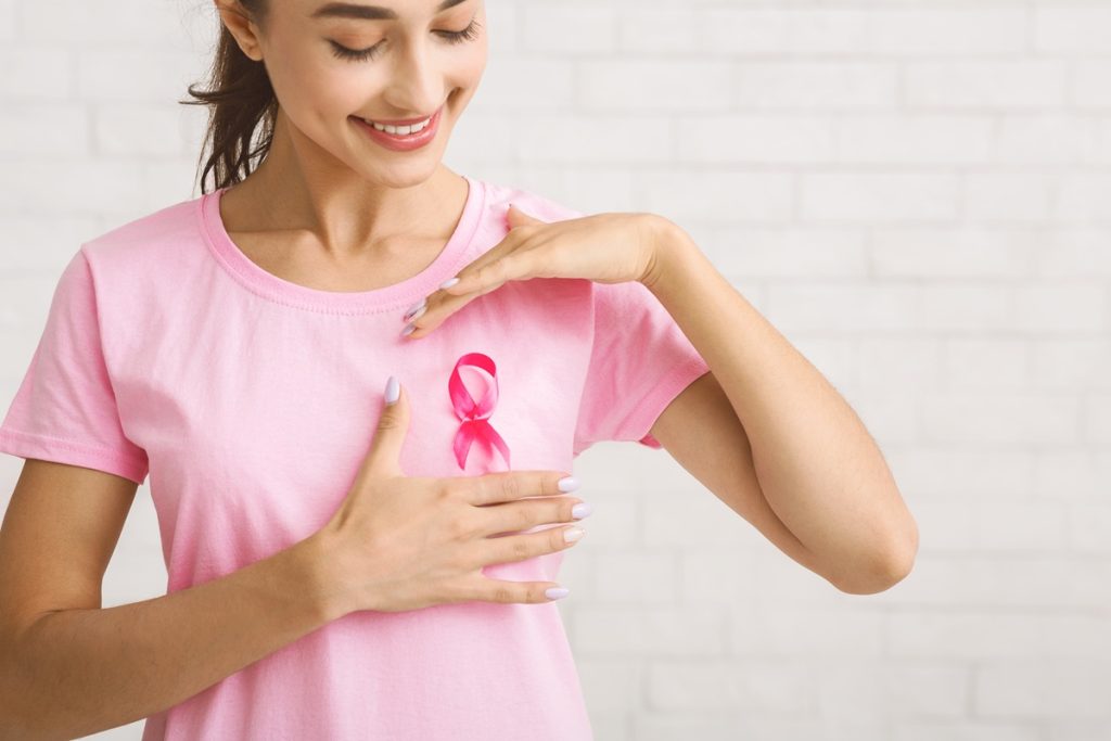 Outubro-Rosa-prevencao-do-cancer-de-mama-vai-alem-dos-exames